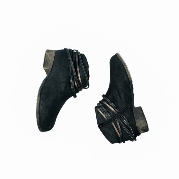 Jellypop Black Chain Detail Ankle Booties - Size 8 - Picture 7 of 7